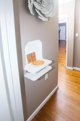a bathroom with a toilet in the corner of a room at Manuel Y Sonia-La casa de los Angeles in Long Beach