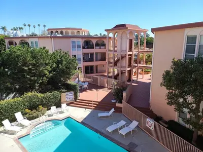 an aerial view of a hotel with a swimming pool at The Best Santa Monica Beach Area, Any days,Newly Remodeled in Los Angeles