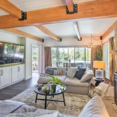 Chic Lake House with Furnished Deck and Hot Tub!