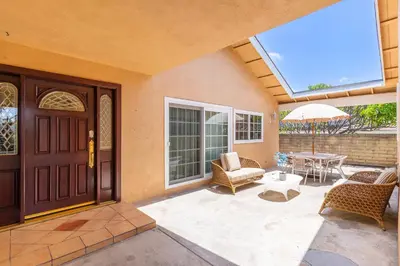 Gallery image of @ Marbella Lane - Contemporary 4BR Charm w/ Pool in Fullerton