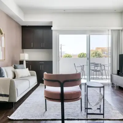 North Hollywood 2BR w Gym Pool nr TJ LAX-880