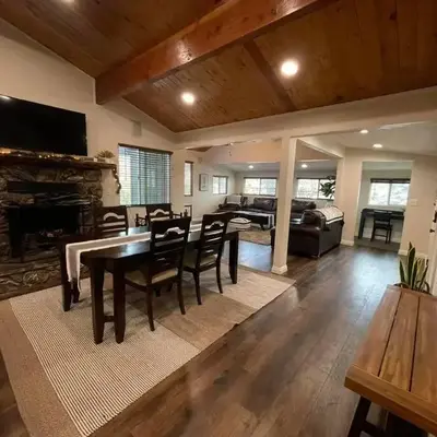 Modern hilltop cabin
