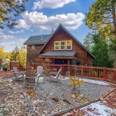 Hot Tub-EV-Kid Friendly-Arcade Game-BBQ-Fire Pit